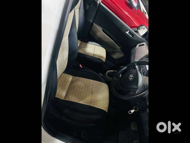 Hyundai Grand I10 2013-2016 At Sportz, 2017, Petrol