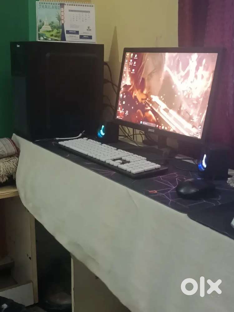 Full Desktop Setup Ready to Use |Keyboard Mouse Speakers Table Include
