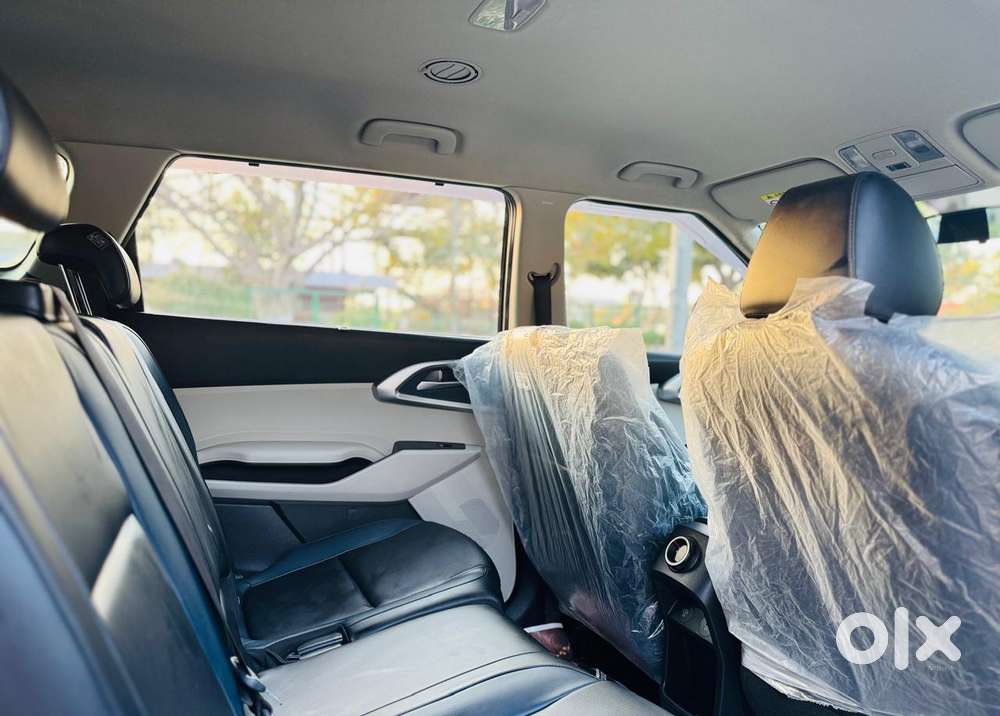 Kia Carens 1.5 Premium 7 Str, 2025, Petrol