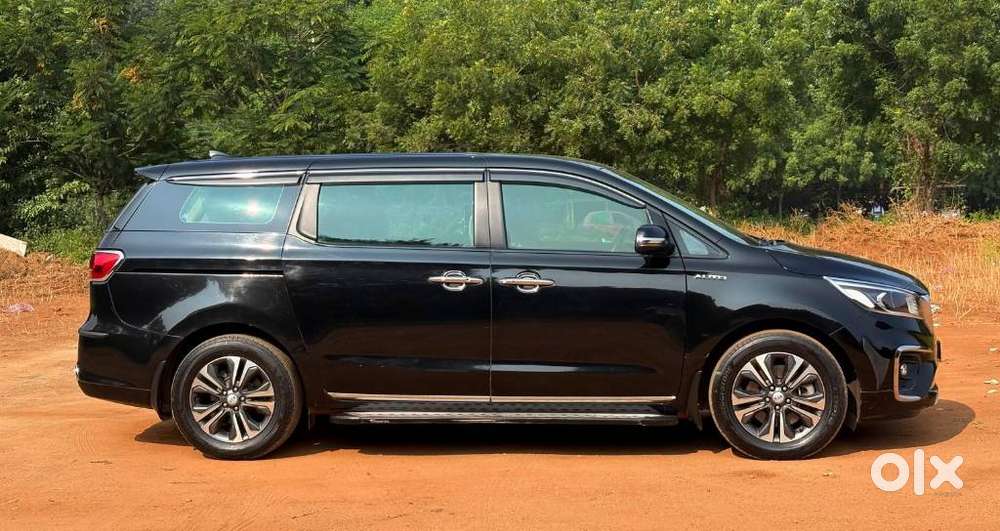 Kia Carnival Premium, 2020, Diesel