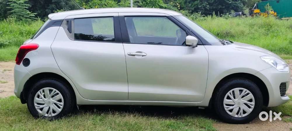 Maruti Suzuki Swift Vxi, 2023, Petrol