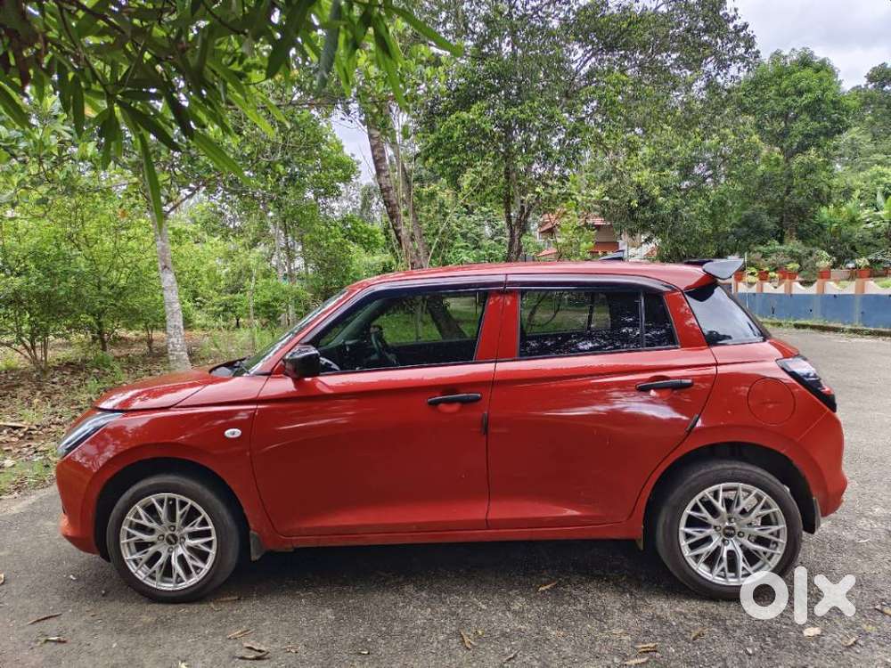 Maruti Suzuki Swift Lxi Option, 2025, Petrol