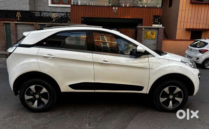 Tata Nexon 1.5 Revotorq Xz Plus, 2018, Petrol