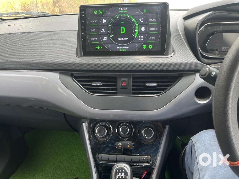 Tata Nexon Cng & Hybrids Well Maintained
