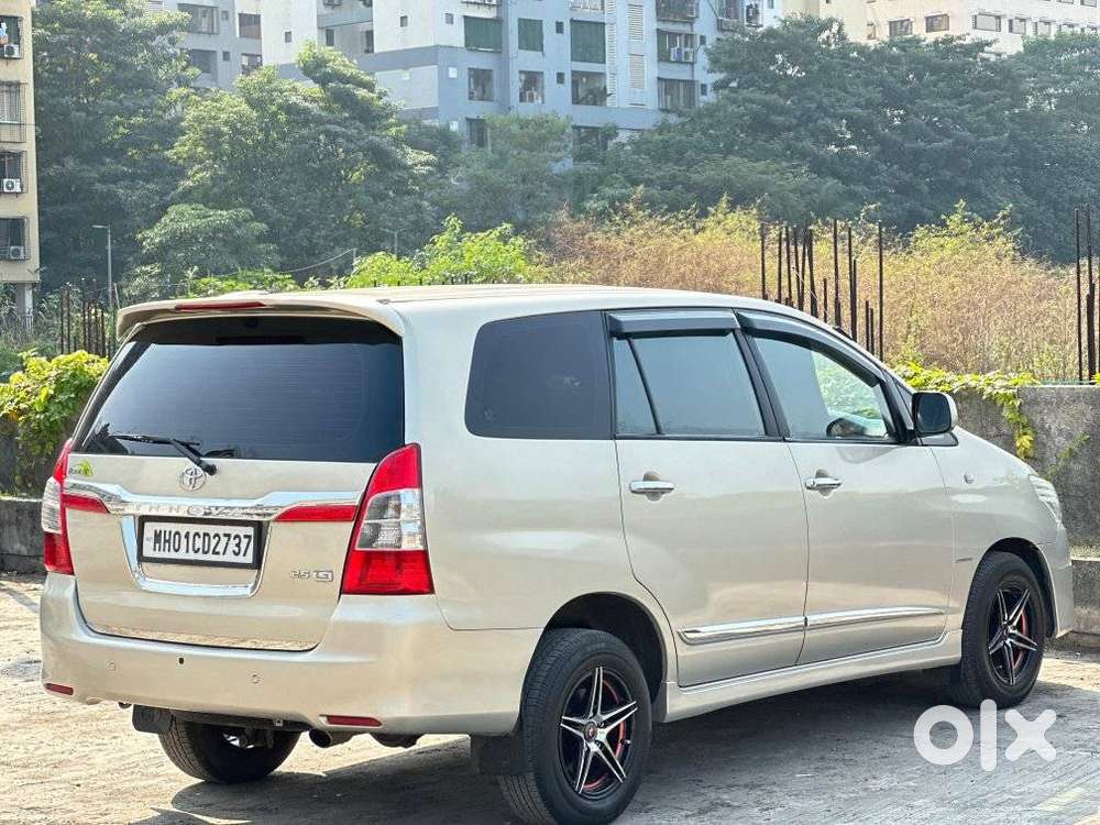 Toyota Innova 2.5 G (diesel) 8 Seater, 2015