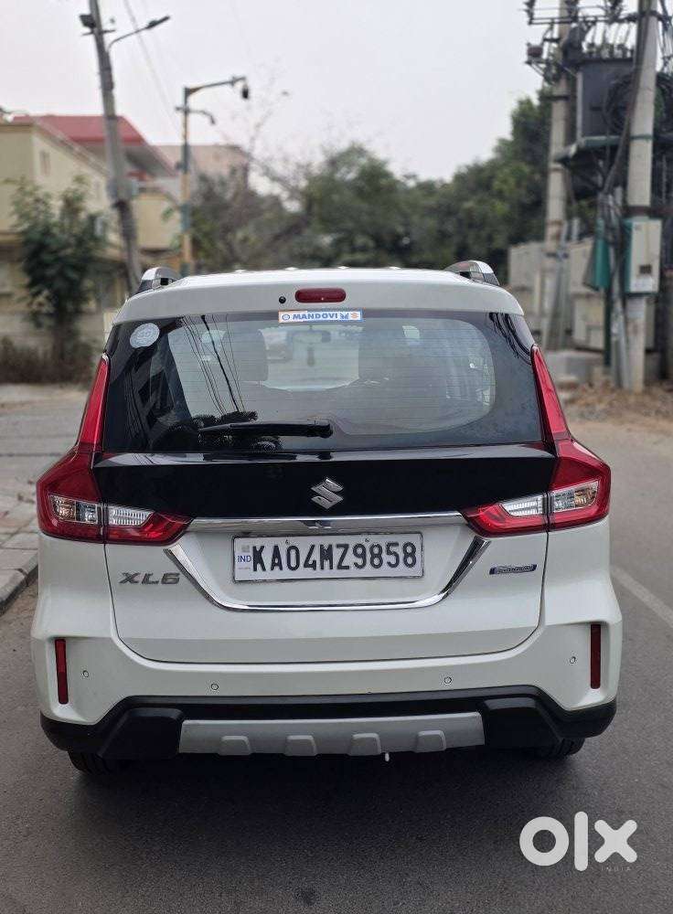 Maruti Suzuki Xl6 1.5 Alpha Mt, 2022, Petrol