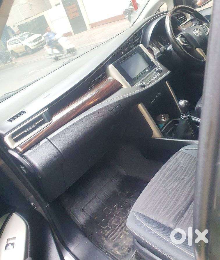 Toyota Innova Crysta 2.4 Vx Mt, 2018, Diesel