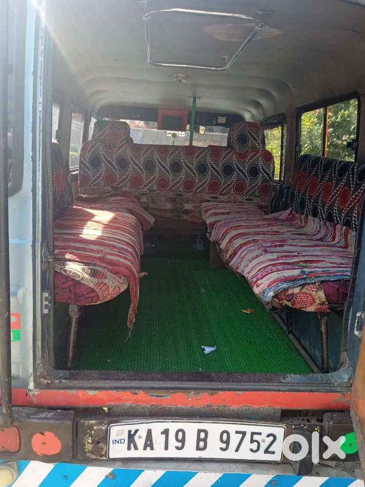 Force Motors Trax Cruiser 2008