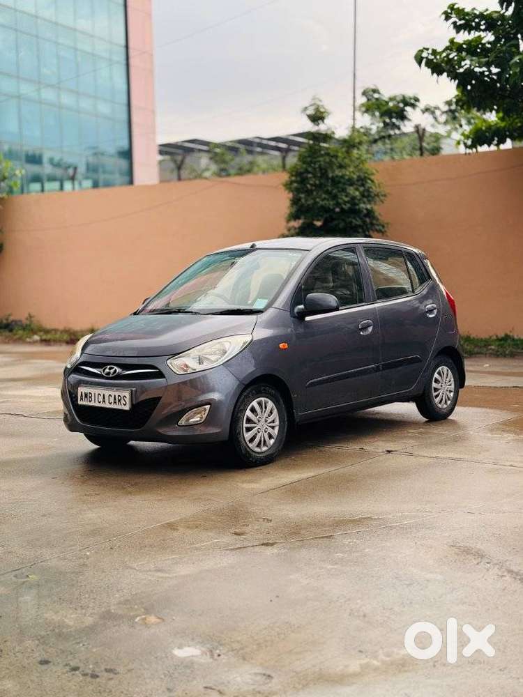 Hyundai I10 Sportz, 2016, Petrol