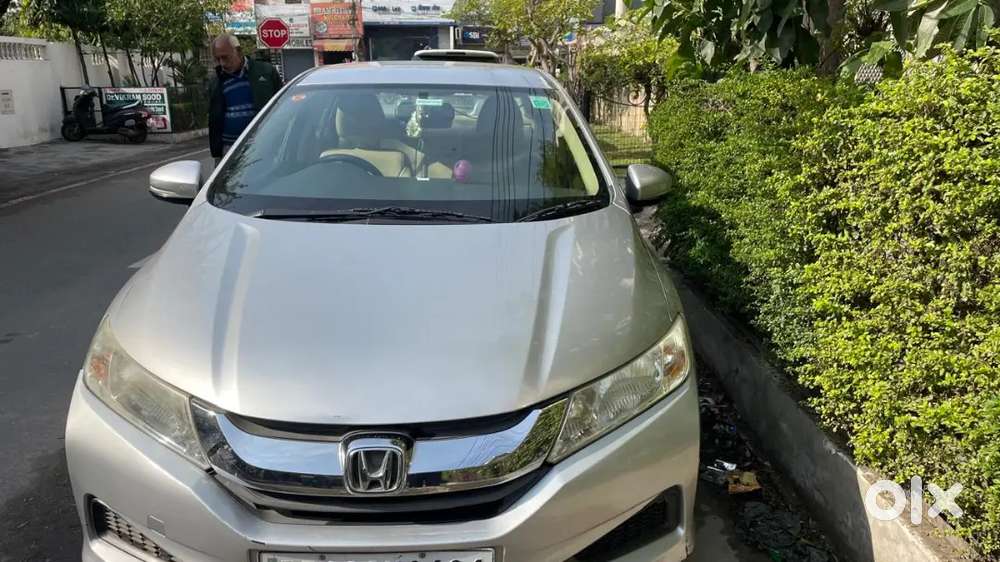 Doctor Driven Honda City Diesel 32000 Km Driven