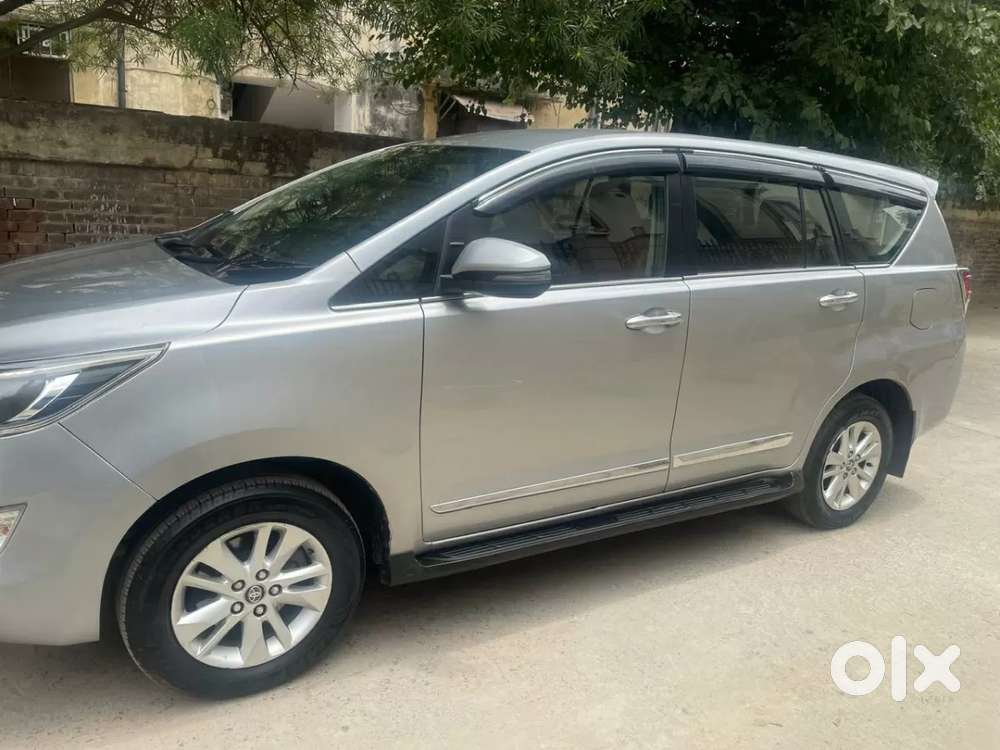 Toyota Innova Crysta [2020-ongoing] 2.4 Vx 7 Str, 2017, Diesel