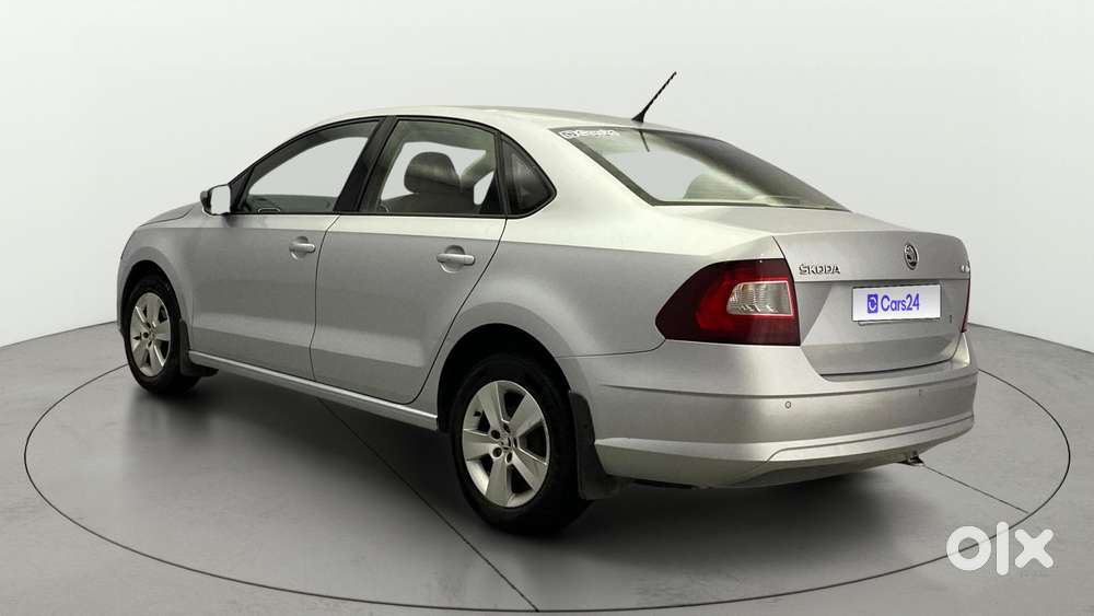 Skoda Rapid 1.0 Ambition Tsi At, 2021, Petrol