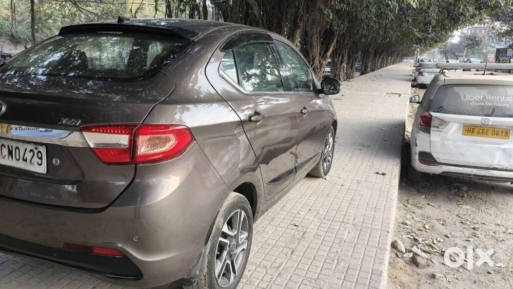 Tata Tigor Xza, 2018, Petrol