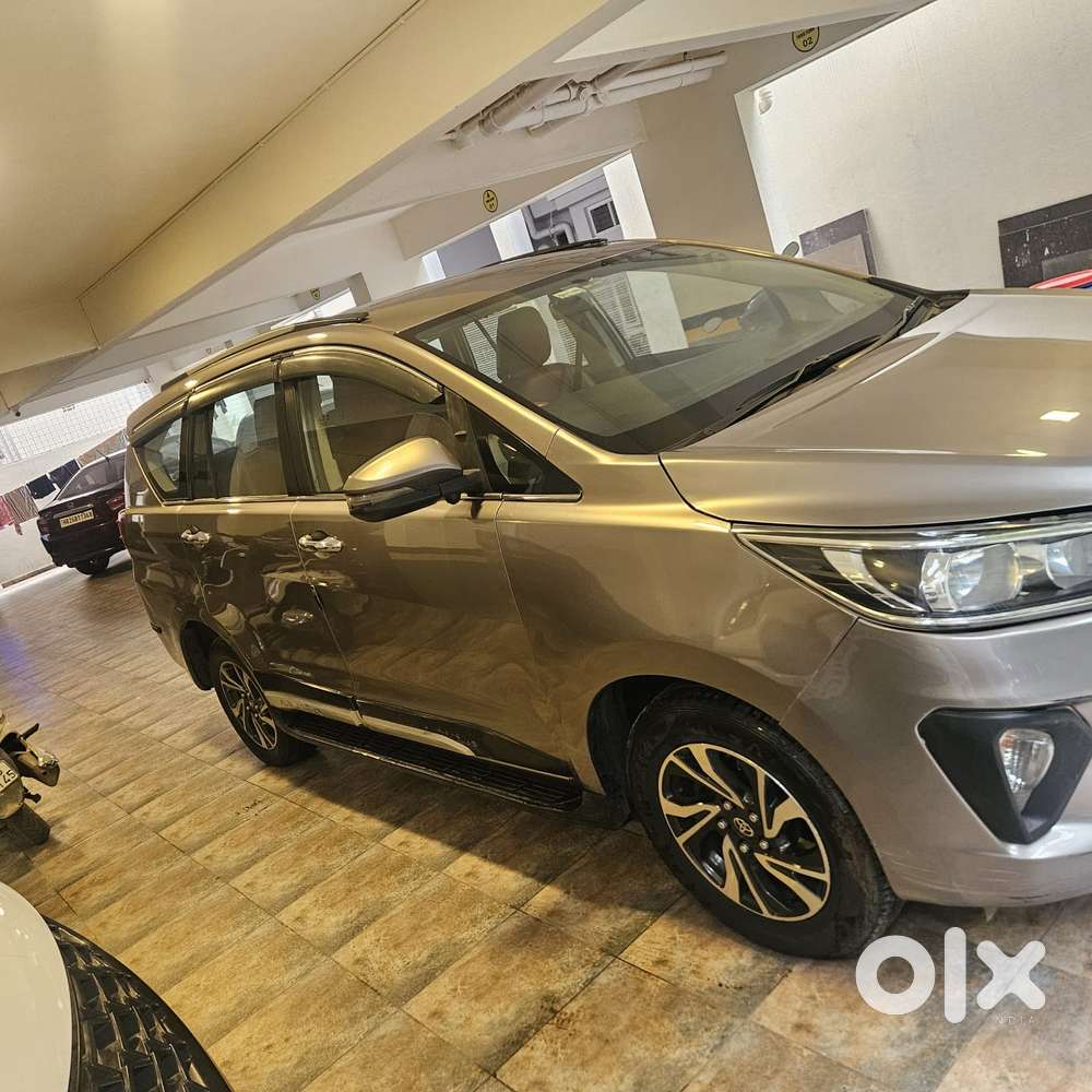 Toyota Innova Crysta 2.8 Gx At, 2021, Diesel