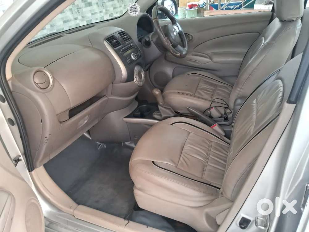 Nissan Sunny 2011 Car
