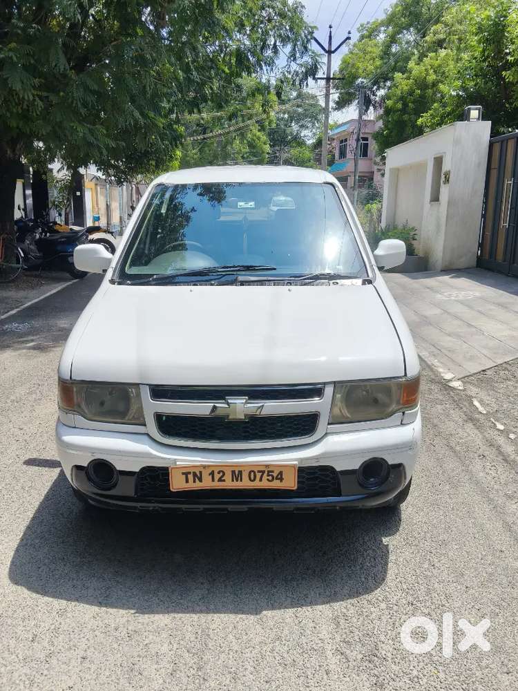 Chevrolet Tavera Ls 2016 Life Tax