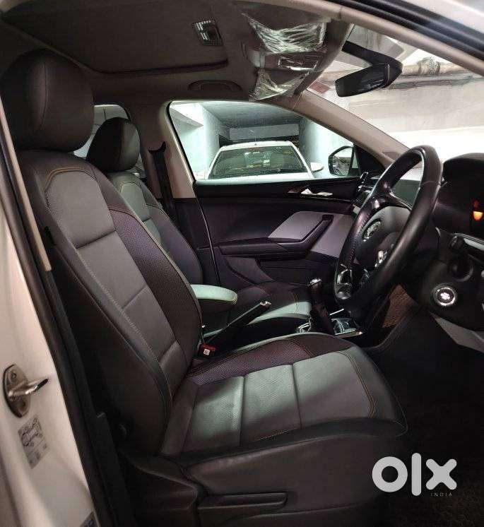 Skoda Kushaq 1.0 Tsi Style, 2022, Petrol