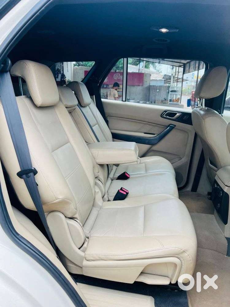 Ford Endeavour 2.2 Titanium At 4x2, 2017, Diesel