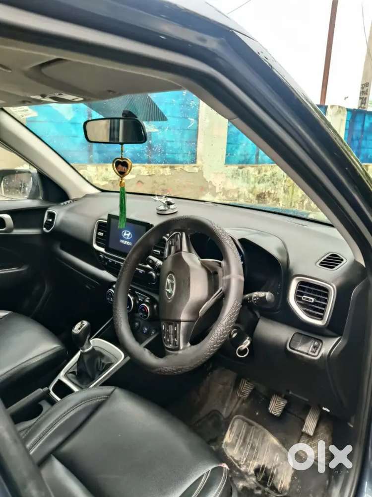 Hyundai Venue 2019 With 86000 Km