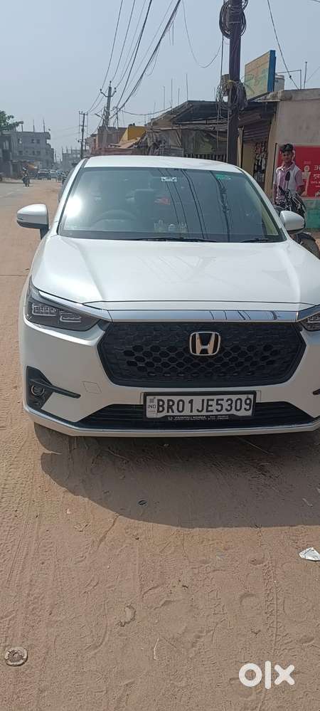 Honda Amaze V Petrol, 2025