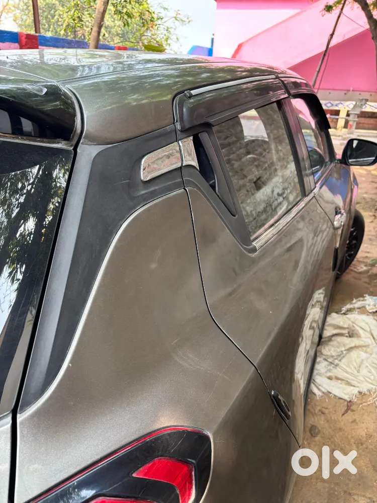 Maruti Suzuki Swift 2022 Petrol 47000 Km Driven