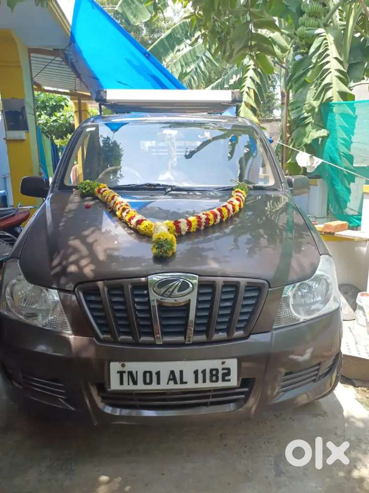 Mahindra Xylo 2010