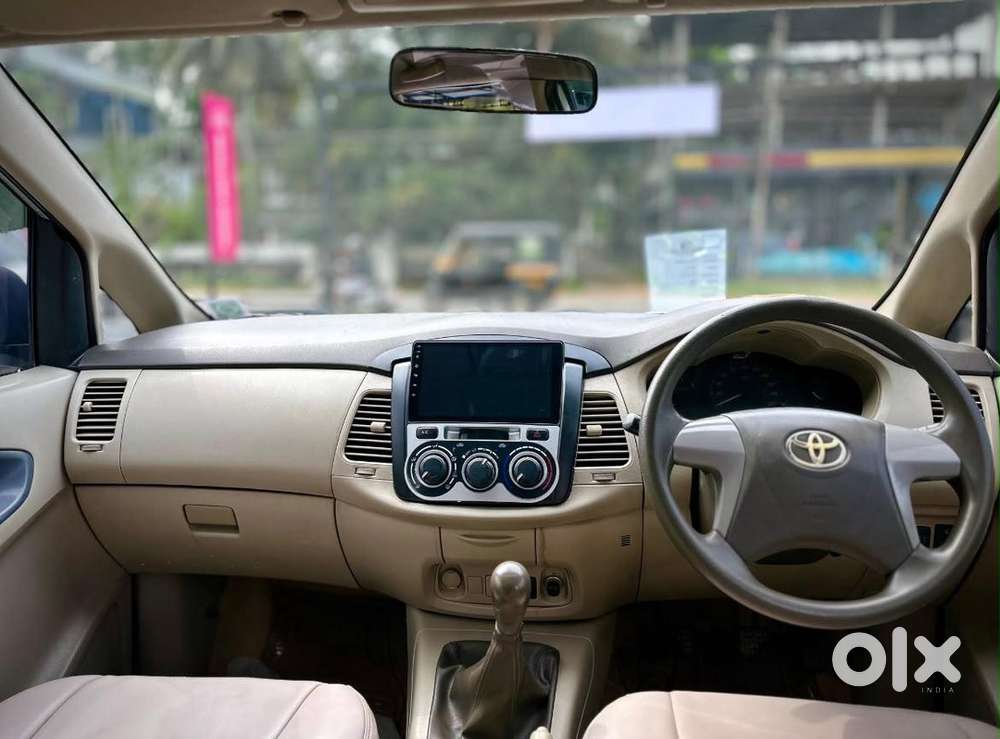Toyota Innova Diesel 2013