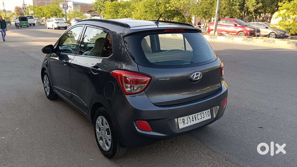 Hyundai Grand I10 Sportz1.2 Crdi, 2016, Petrol