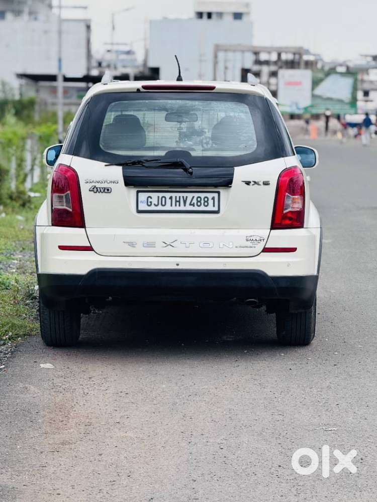 Mahindra Ssangyong Rexton Rx6, 2015, Diesel