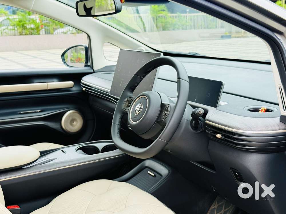 Mg Windsor Ev Essence, 2025, Electric