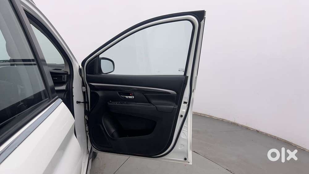 Maruti Suzuki Xl6 1.5 Zeta At, 2023, Petrol
