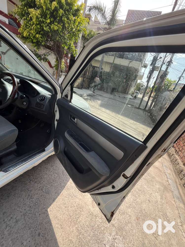 Swift Dezire Petrol 2009model