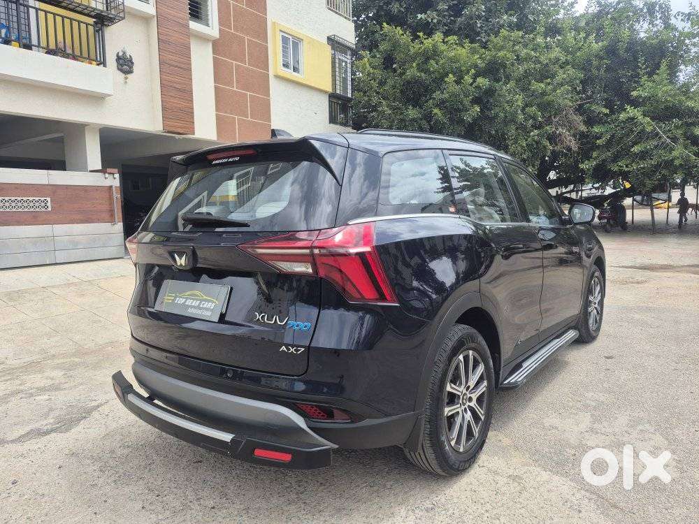 Mahindra Xuv700 2.0 Ax 7 Petrol At Str, 2024, Petrol