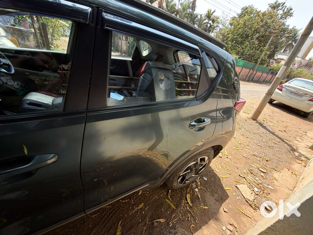 Kia Sonet 2024 Petrol Well Maintained