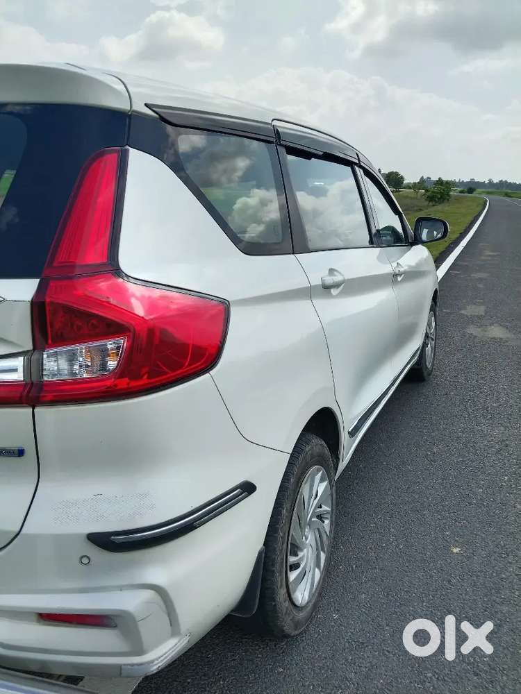 Maruti Suzuki Ertiga Zxi Plus 2022
