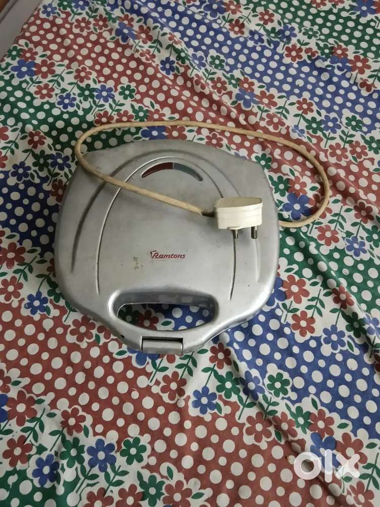 Sandwich toaster