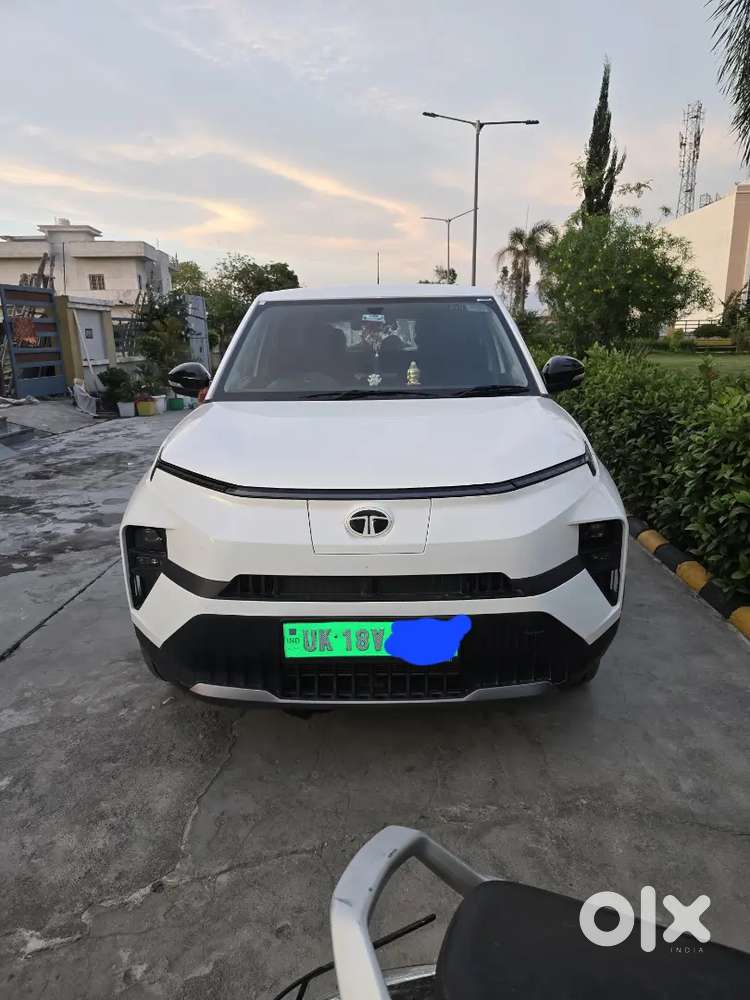 Tata Punch Adventure L/r Ev 12/10 2025 Electric Well Maintained
