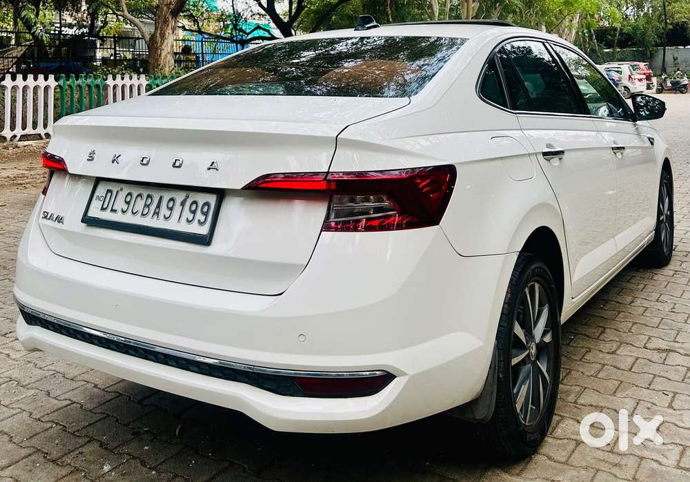 Skoda Slavia 1.0 Tsi Style At, 2022, Petrol