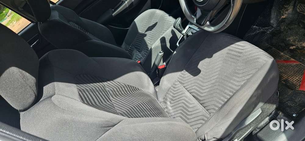 Maruti Suzuki Swift Amt Zdi, 2021, Petrol