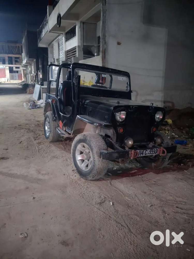 Mahindra Jeep Classic 1992