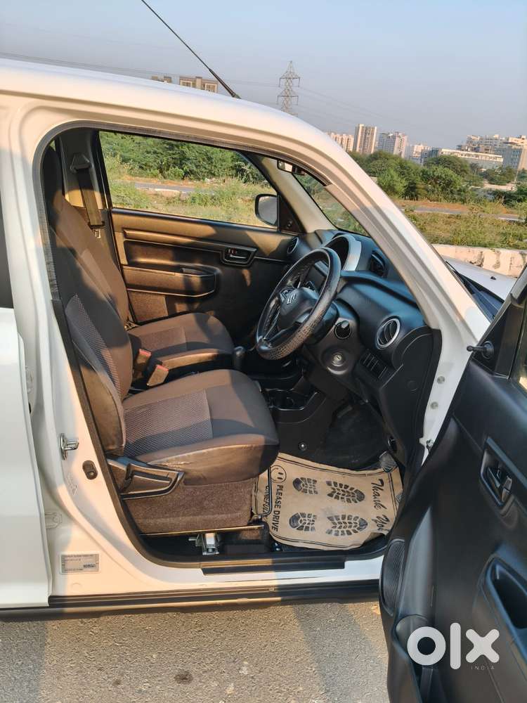 Maruti Suzuki S-presso Vxi Plus Amt, 2019, Petrol
