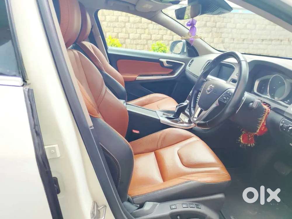 Volvo S60 D4 Momentum New Condition No Single Scratch