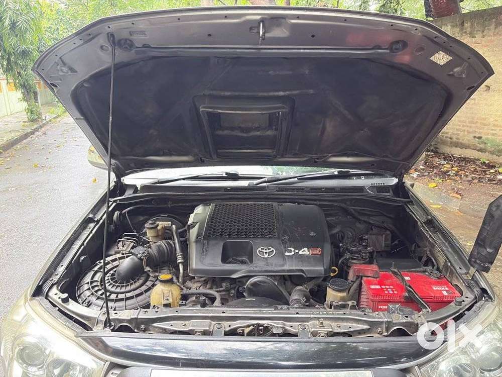 Toyota Fortuner 4x4 Mt, 2010, Diesel