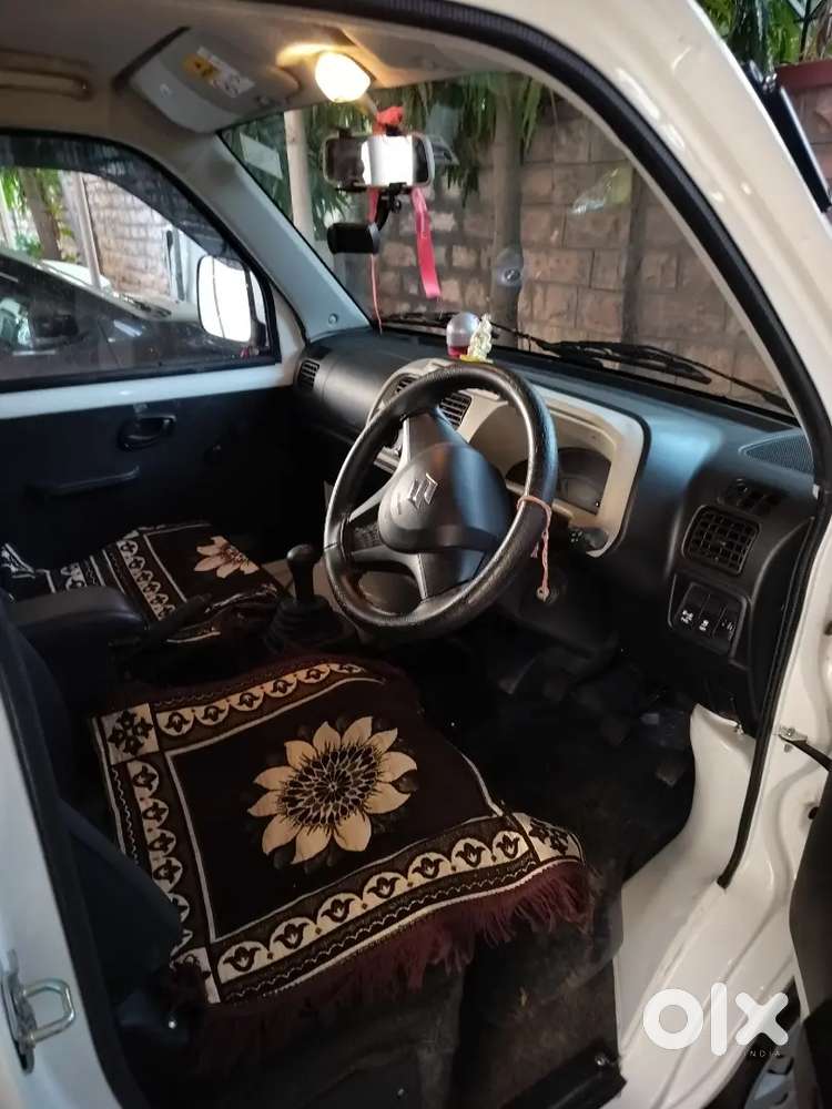 फाइनेंशली प्रॉब्लम होने के कारण गाड़ी बेच रहा हूं