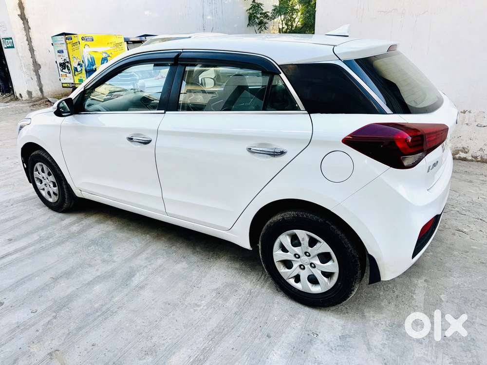 Hyundai I20 Sportz Plus Cvt, 2018, Petrol