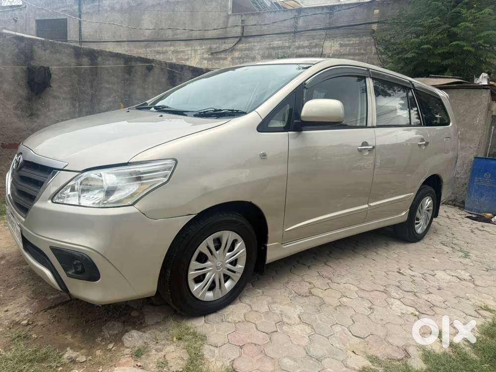 Toyota Innova Diesel 2015