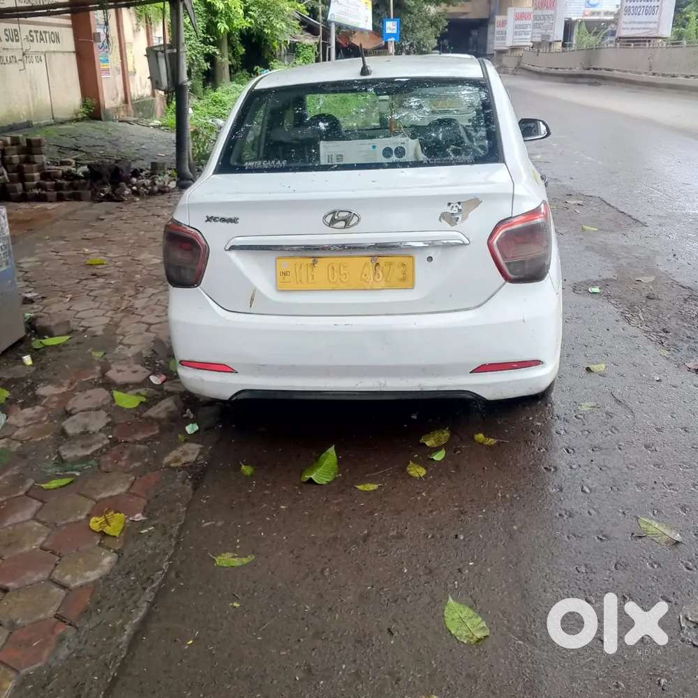 Hyundai Xcent 2017 Diesel 300000 Km Driven