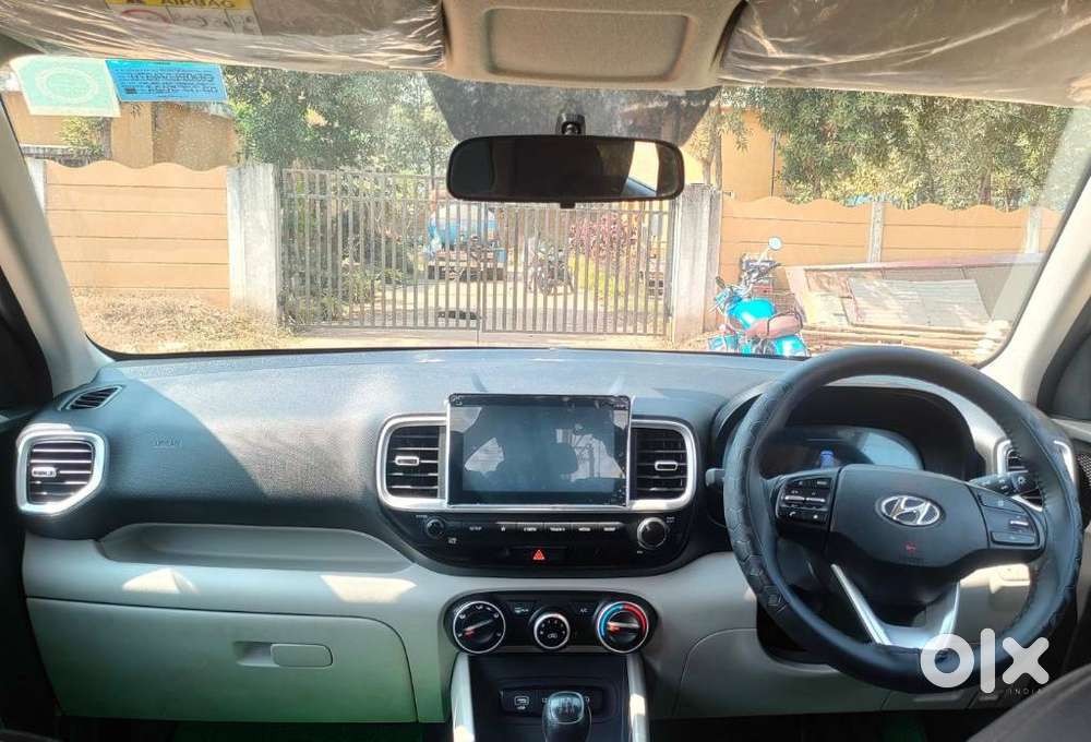 Hyundai Venue S 1.2 Petrol, 2024, Petrol