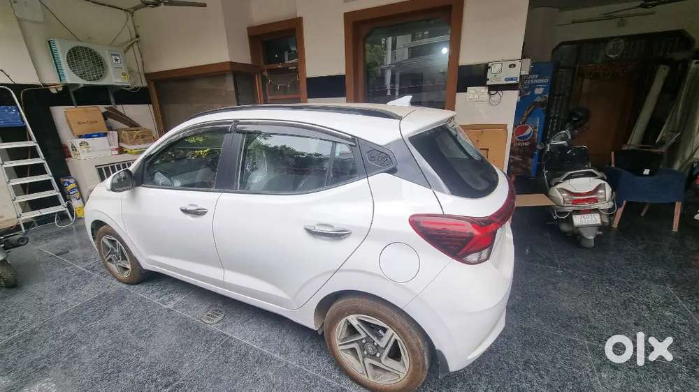 Grand I10 Sports Optional, Drive 1965km Only