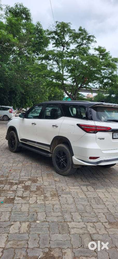 Toyota Fortuner Leader Edition (at), 2025, Diesel